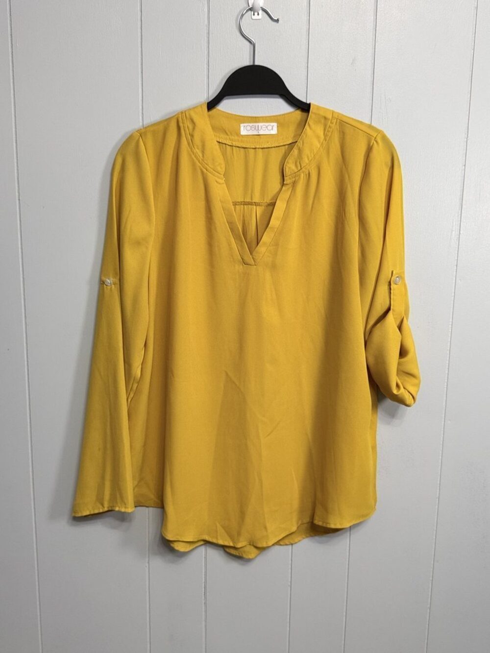 Roswear Mustard Yellow Split V-Neck Roll Tab Sleeve Blouse Size L